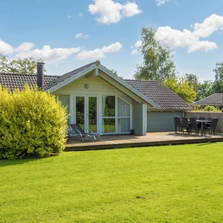 8 Person In Sydals-by Traum * Nedre Lysabild