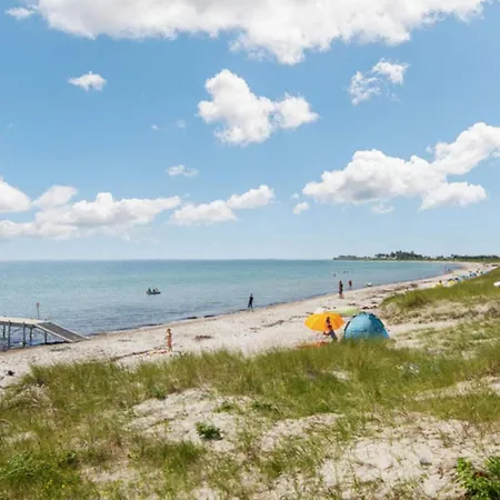 8 Person In Sydals-by Traum * Nedre Lysabild