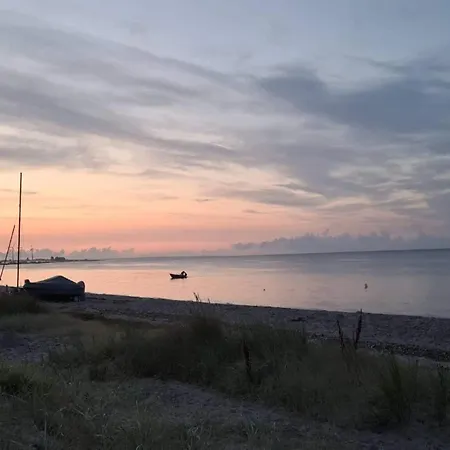 8 Person In Sydals-by Traum *